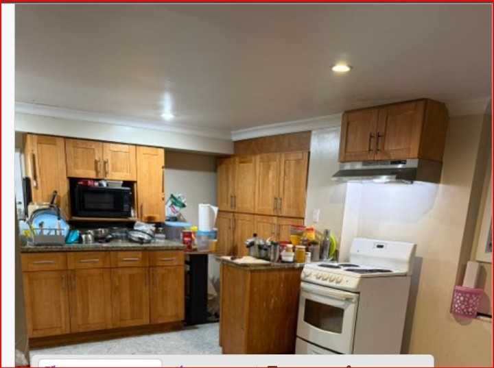 Photo 4 at 5441 Dundee Street, Collingwood VE, Vancouver East