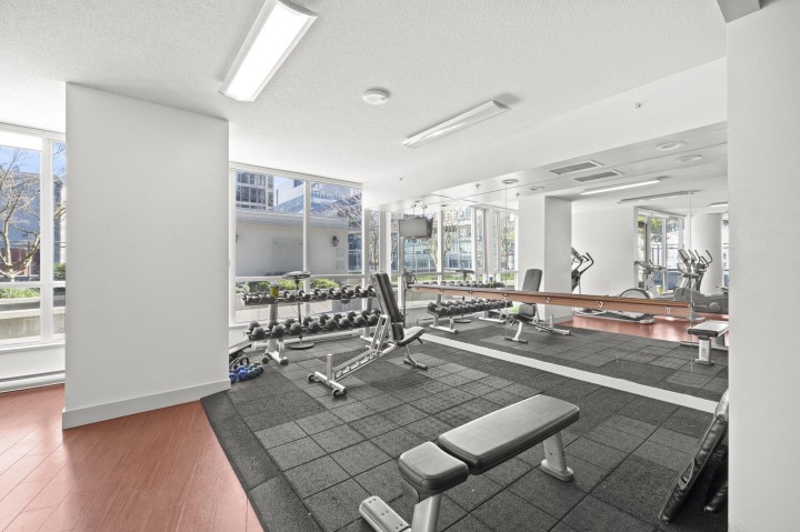 Photo 22 at 1511 - 833 Seymour Street, Downtown VW, Vancouver West