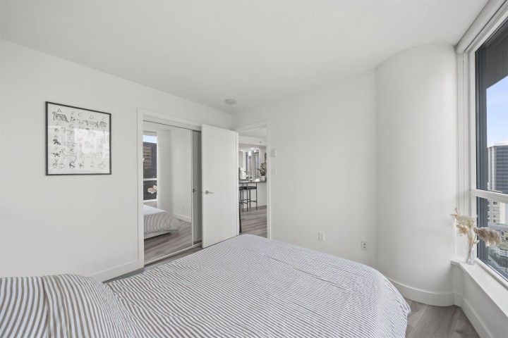 Photo 14 at 1511 - 833 Seymour Street, Downtown VW, Vancouver West