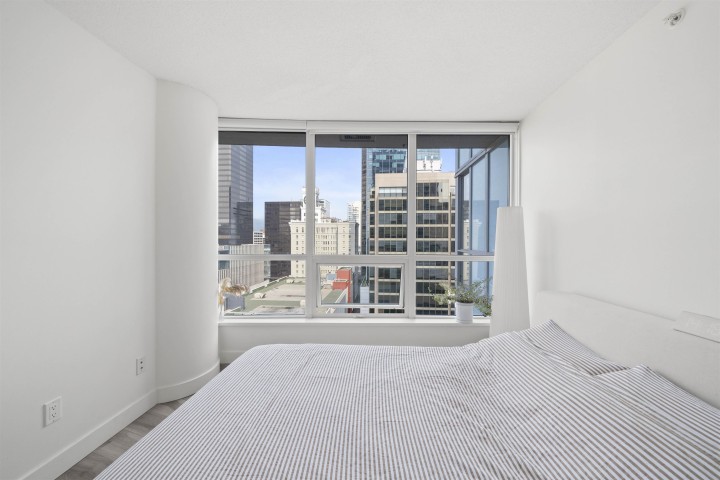 Photo 15 at 1511 - 833 Seymour Street, Downtown VW, Vancouver West