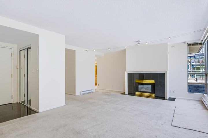 Photo 6 at PH1 - 2438 Heather Street, Fairview VW, Vancouver West
