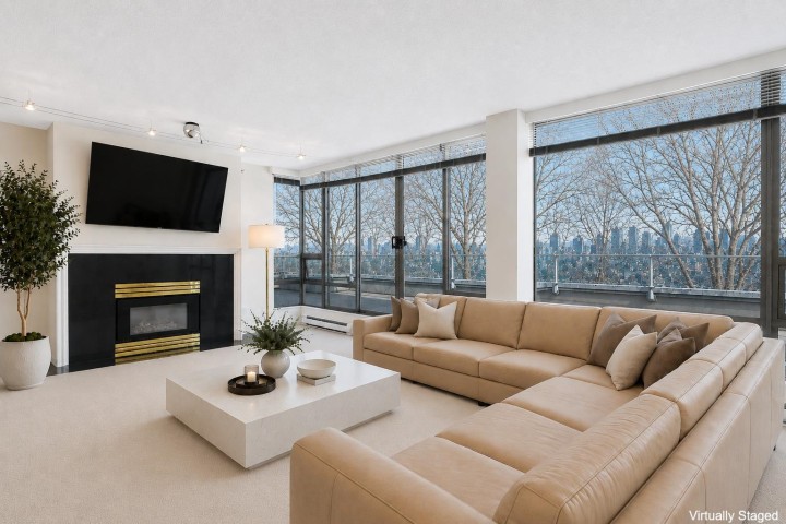 Photo 1 at PH1 - 2438 Heather Street, Fairview VW, Vancouver West