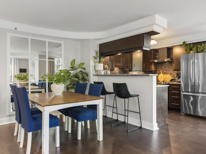 Photo 18 at 102 - 2528 E Broadway, Renfrew Heights, Vancouver East