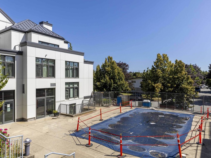 Photo 31 at 102 - 2528 E Broadway, Renfrew Heights, Vancouver East