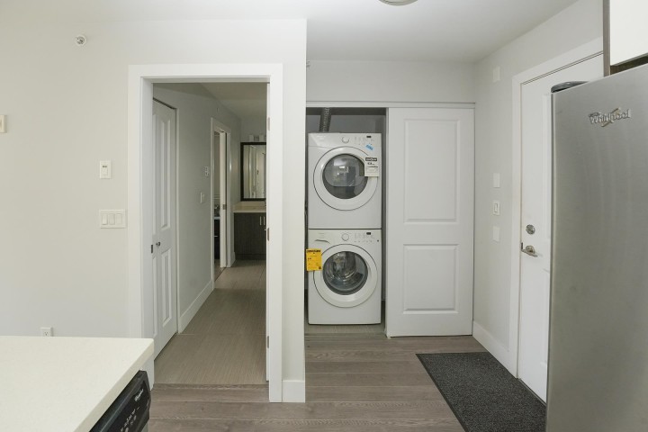 Photo 2 at 403 - 2408 E Broadway, Renfrew Heights, Vancouver East