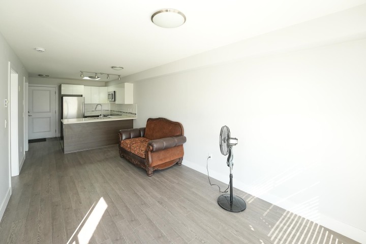 Photo 5 at 403 - 2408 E Broadway, Renfrew Heights, Vancouver East