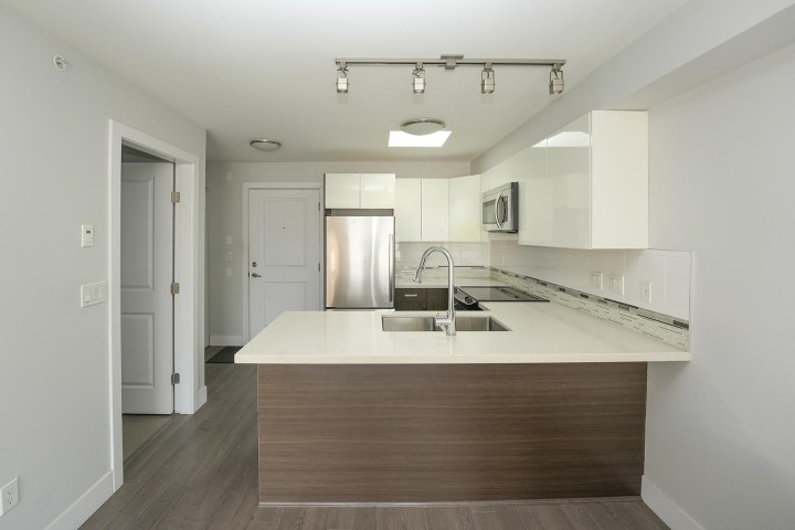 Photo 4 at 403 - 2408 E Broadway, Renfrew Heights, Vancouver East