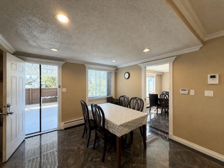 Photo 7 at 5885 Lincoln Street, Killarney VE, Vancouver East