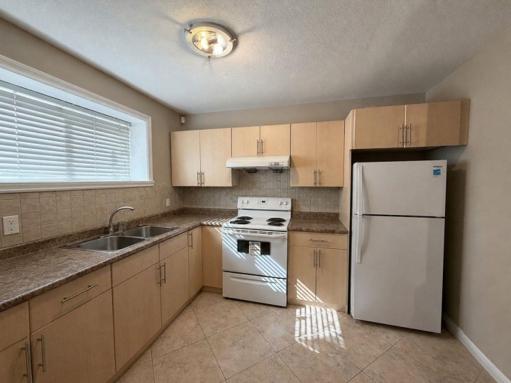 Photo 35 at 5885 Lincoln Street, Killarney VE, Vancouver East