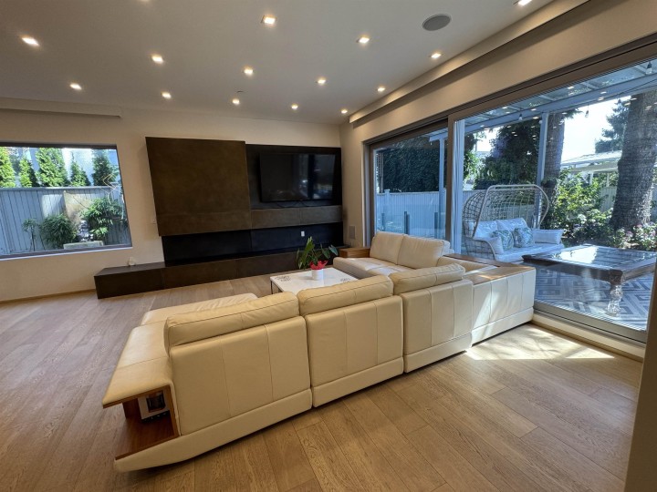Photo 2 at 1076 Park Drive, Marpole, Vancouver West