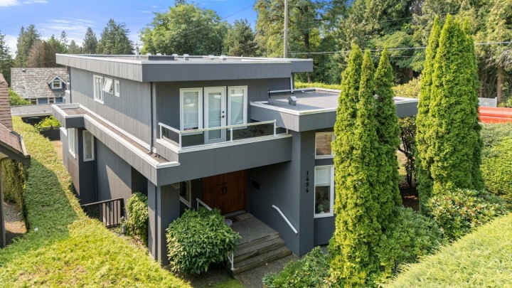 Photo 22 at 1494 Inglewood Avenue, Ambleside, West Vancouver