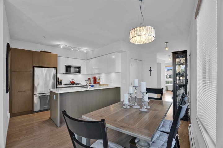 Photo 8 at 613 - 417 Great Northern Way, Strathcona, Vancouver East