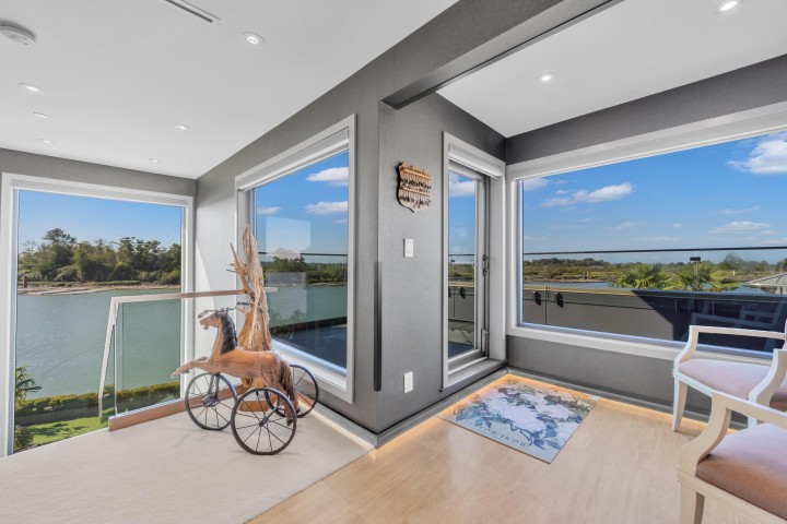 Photo 4 at 3308 Deering Island Place, Southlands, Vancouver West