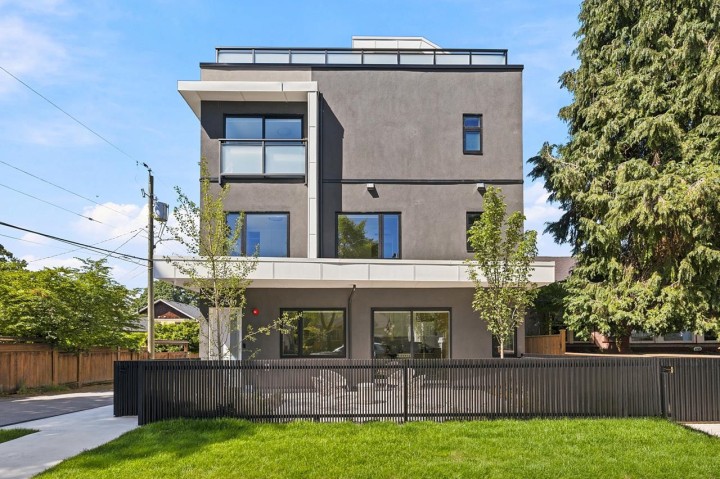 Photo 31 at 1 - 2511 Kitchener Street, Renfrew VE, Vancouver East