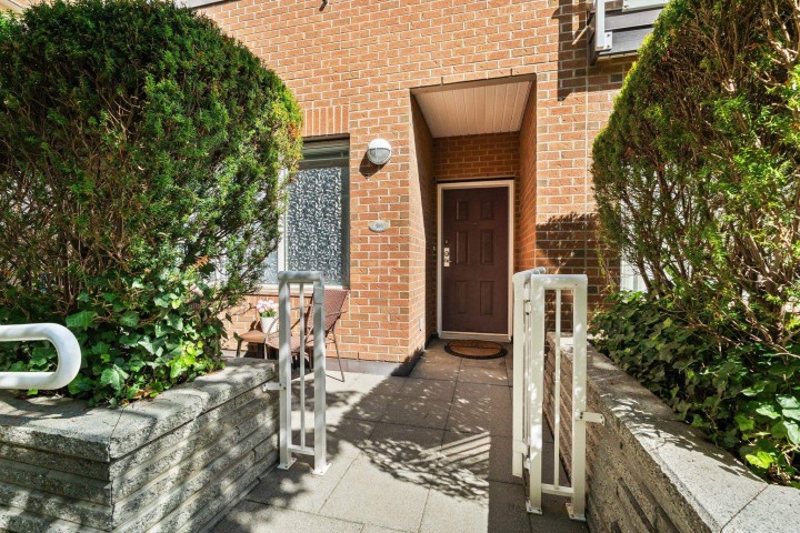 Photo 14 at 330 - 5790 East Boulevard, Kerrisdale, Vancouver West