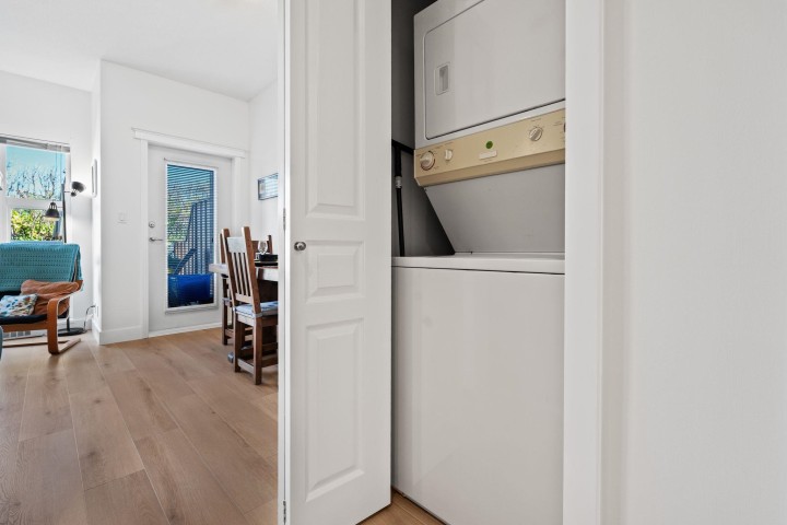 Photo 11 at 330 - 5790 East Boulevard, Kerrisdale, Vancouver West
