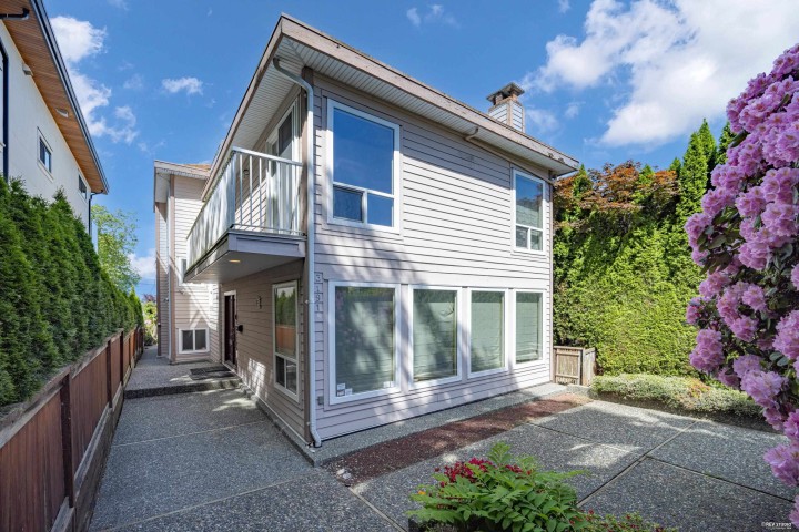 Photo 12 at 3191 W 23rd Avenue, Dunbar, Vancouver West