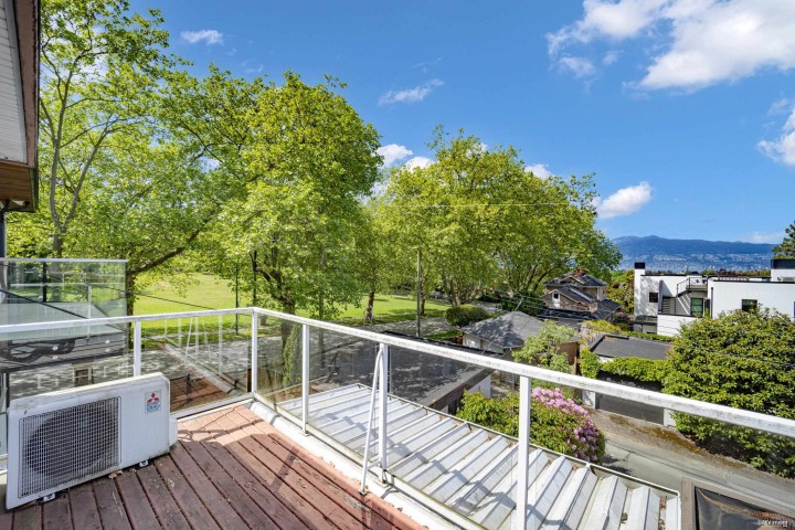 Photo 18 at 3191 W 23rd Avenue, Dunbar, Vancouver West