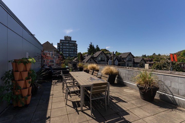 Photo 3 at 409 - 2511 Quebec Street, Mount Pleasant VE, Vancouver East