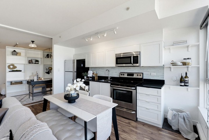 Photo 8 at 409 - 2511 Quebec Street, Mount Pleasant VE, Vancouver East