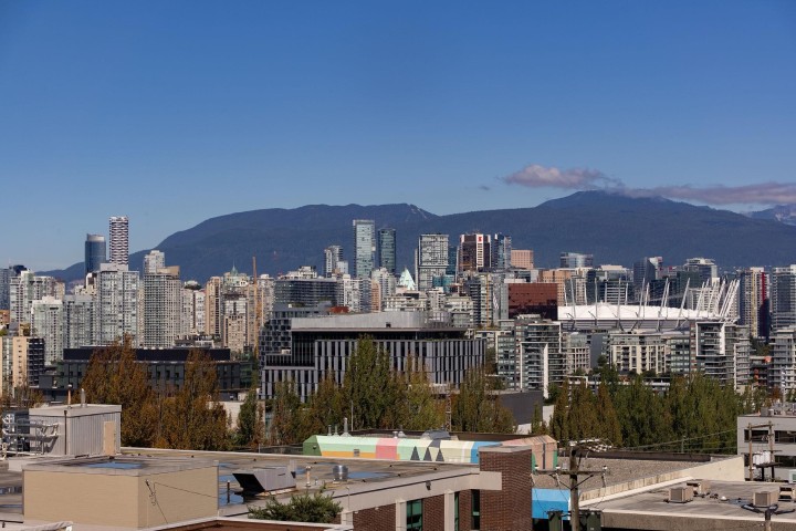 Photo 21 at 409 - 2511 Quebec Street, Mount Pleasant VE, Vancouver East