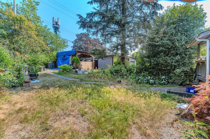 Photo 6 at 3026 Garden Drive, Grandview Woodland, Vancouver East