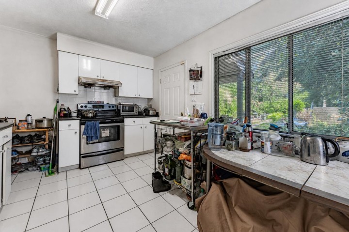 Photo 18 at 3026 Garden Drive, Grandview Woodland, Vancouver East