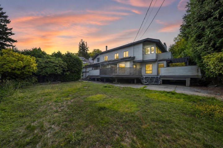 Photo 10 at 1975 W 18th Avenue, Shaughnessy, Vancouver West