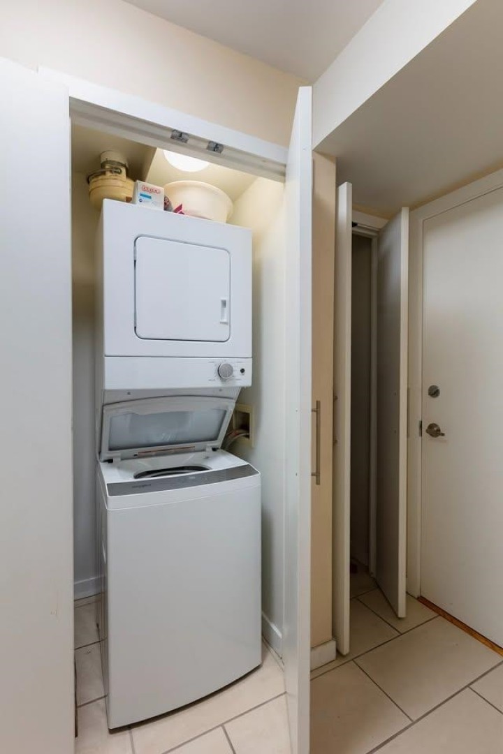 Photo 4 at 401 - 1225 Richards Street, Downtown VW, Vancouver West