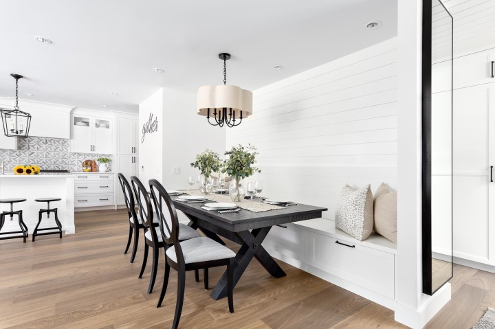 Photo 10 at 102 - 1055 Ridgewood Drive, Edgemont, North Vancouver