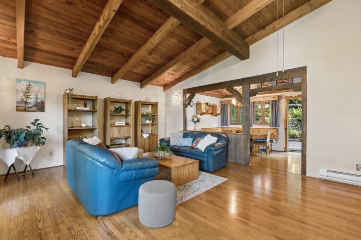 Photo 7 at 295 Bayview Road, Lions Bay, West Vancouver