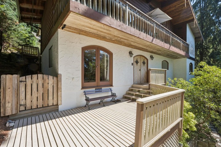 Photo 3 at 295 Bayview Road, Lions Bay, West Vancouver