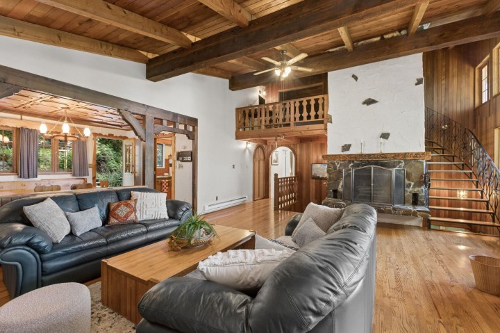 Photo 11 at 295 Bayview Road, Lions Bay, West Vancouver