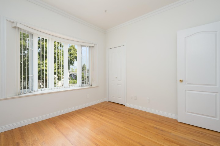 Photo 12 at 2170 E 28th Avenue, Victoria VE, Vancouver East