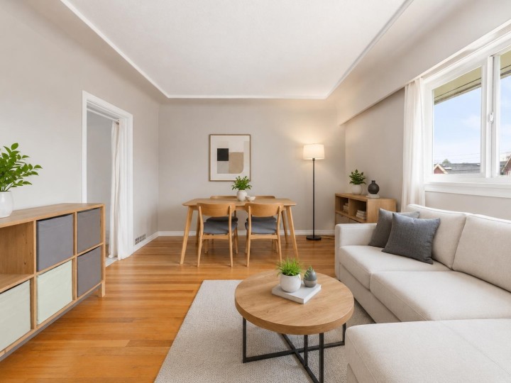 Photo 3 at 4561 Nanaimo Street, Victoria VE, Vancouver East