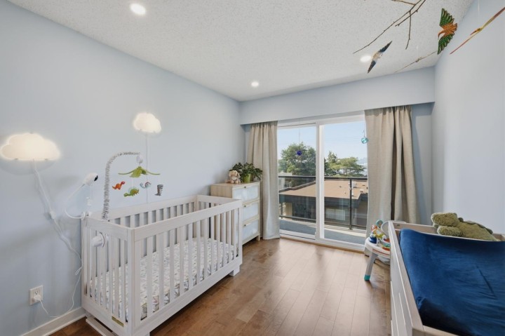 Photo 20 at 304 - 325 W 3rd Street, Lower Lonsdale, North Vancouver