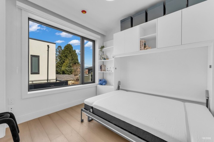 Photo 16 at 2 - 1177 W 33rd Avenue, Shaughnessy, Vancouver West