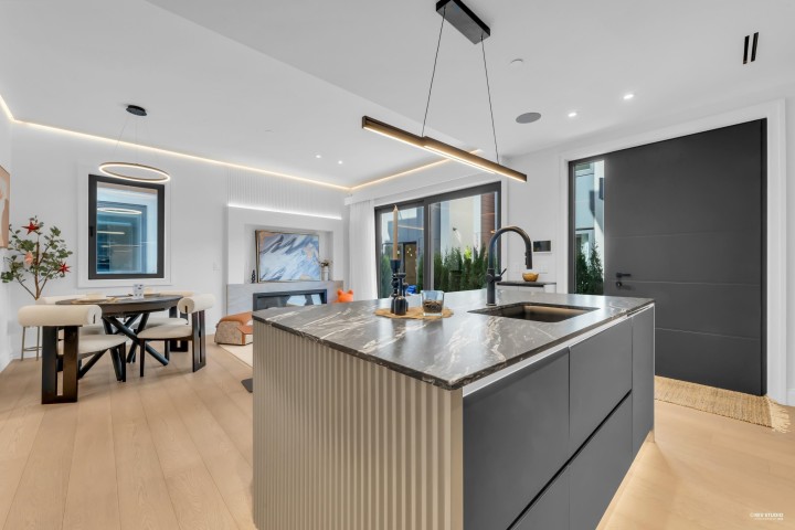 Photo 12 at 2 - 1177 W 33rd Avenue, Shaughnessy, Vancouver West