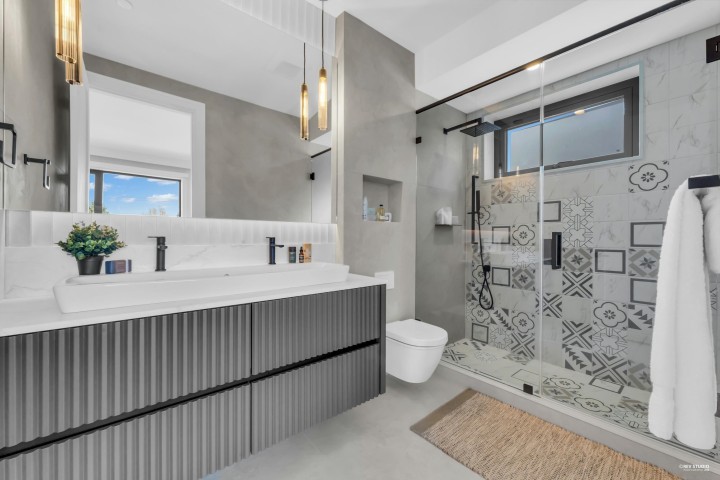 Photo 15 at 2 - 1177 W 33rd Avenue, Shaughnessy, Vancouver West