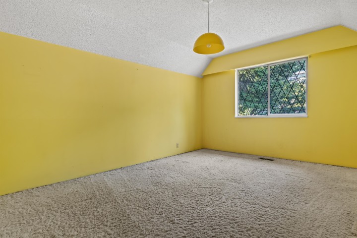 Photo 17 at 525 E Braemar Road, Braemar, North Vancouver