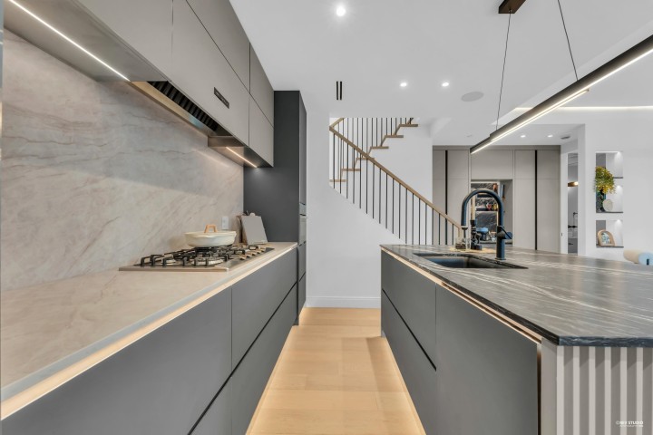 Photo 12 at 1 - 1177 W 33rd Avenue, Shaughnessy, Vancouver West