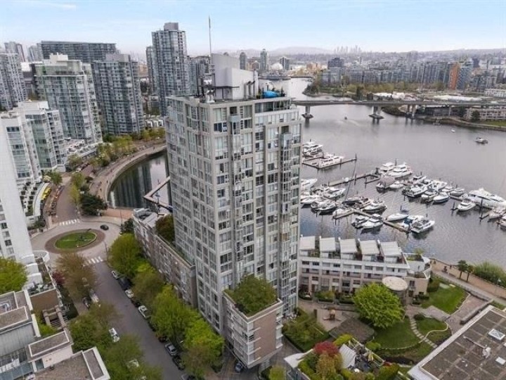 Photo 38 at 608 - 1228 Marinaside Crescent Street, Yaletown, Vancouver West