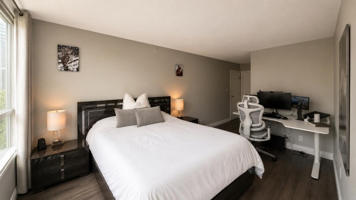 Photo 21 at 608 - 1228 Marinaside Crescent Street, Yaletown, Vancouver West