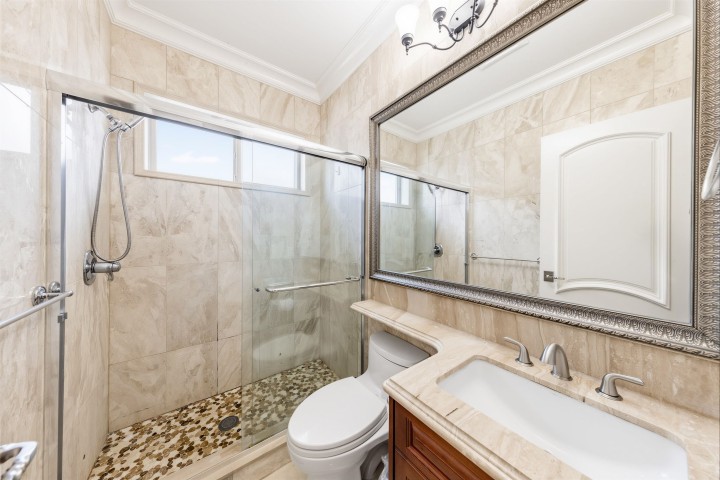 Photo 18 at 172 W 46th Avenue, Oakridge VW, Vancouver West