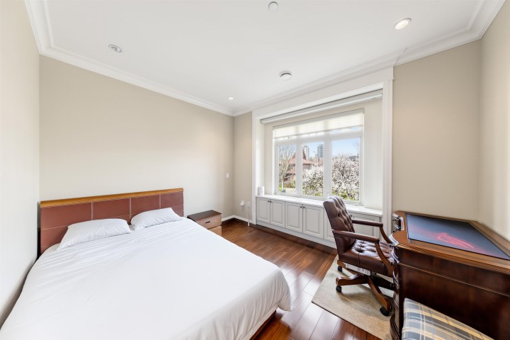 Photo 15 at 172 W 46th Avenue, Oakridge VW, Vancouver West