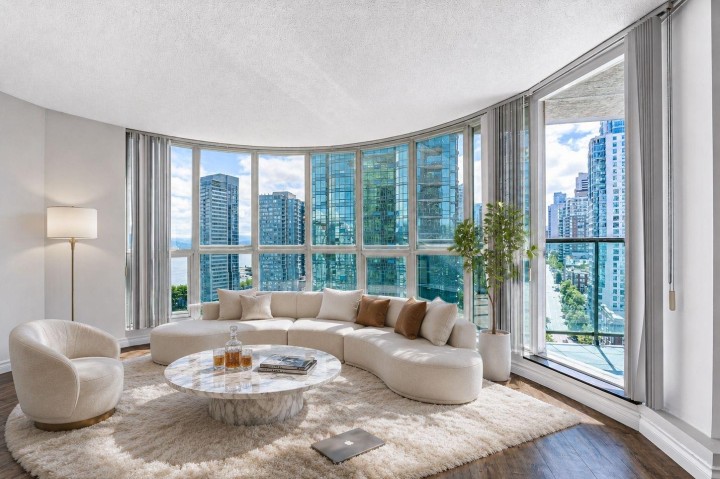 Photo 16 at 1806 - 588 Broughton Street, Coal Harbour, Vancouver West