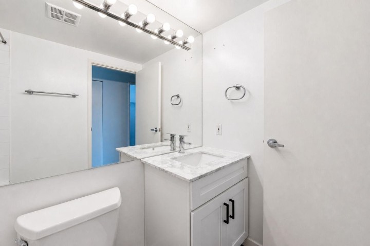 Photo 31 at 1806 - 588 Broughton Street, Coal Harbour, Vancouver West