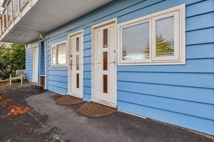 Photo 35 at 556 Ballantree Road, Glenmore, West Vancouver