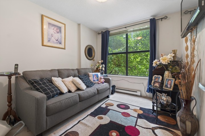 Photo 17 at 208 - 5288 Melbourne Street, Collingwood VE, Vancouver East