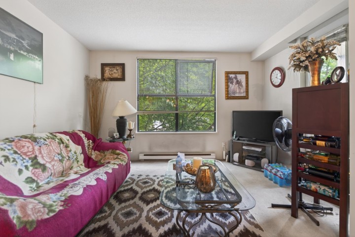 Photo 16 at 208 - 5288 Melbourne Street, Collingwood VE, Vancouver East